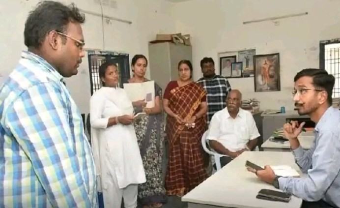 ఉద్యోగానికి ఎసరు తెచ్చిన నైట్ ఫ్యాంట్..